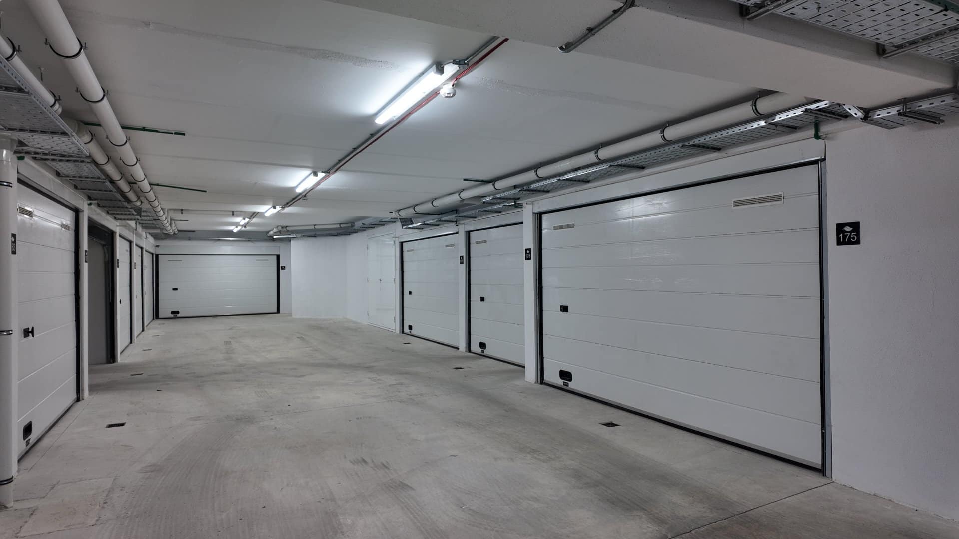 Garajes y locales comerciales en venta, Green Park Residence, Mosta