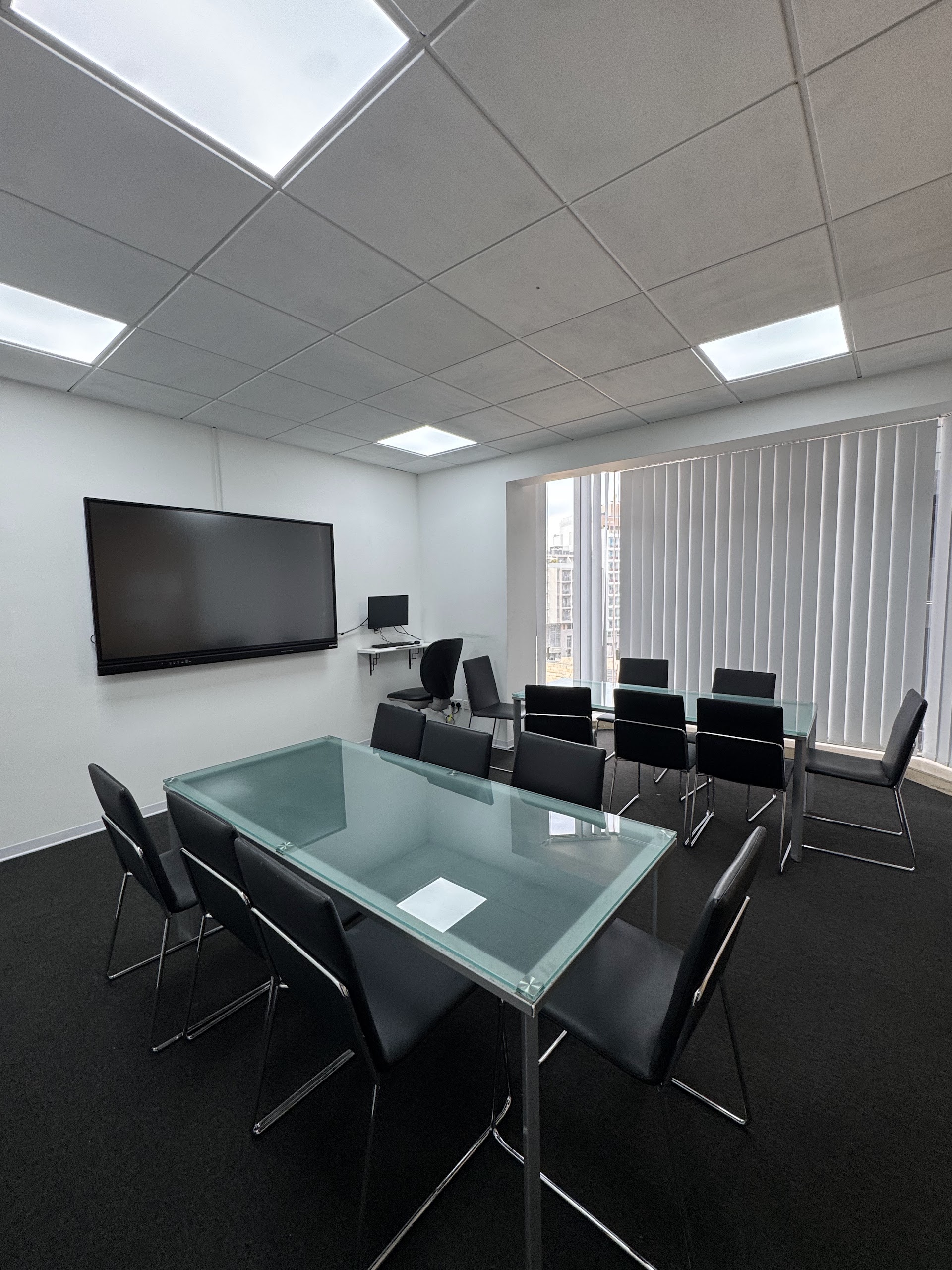 Meeting room at ST West Building